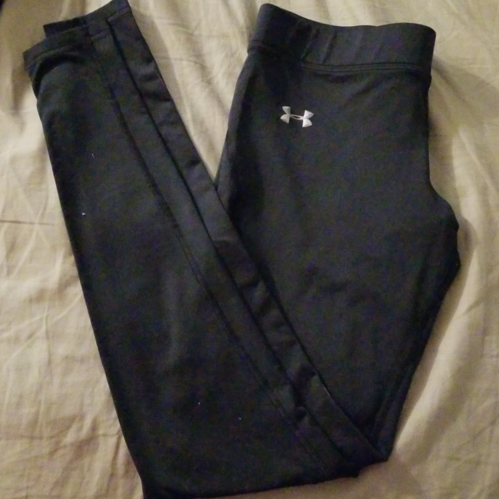 Black Under Armour Leggings size M EUC